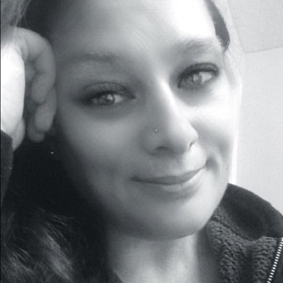 Meet your Posher, Jennie - Picture 1 of 1